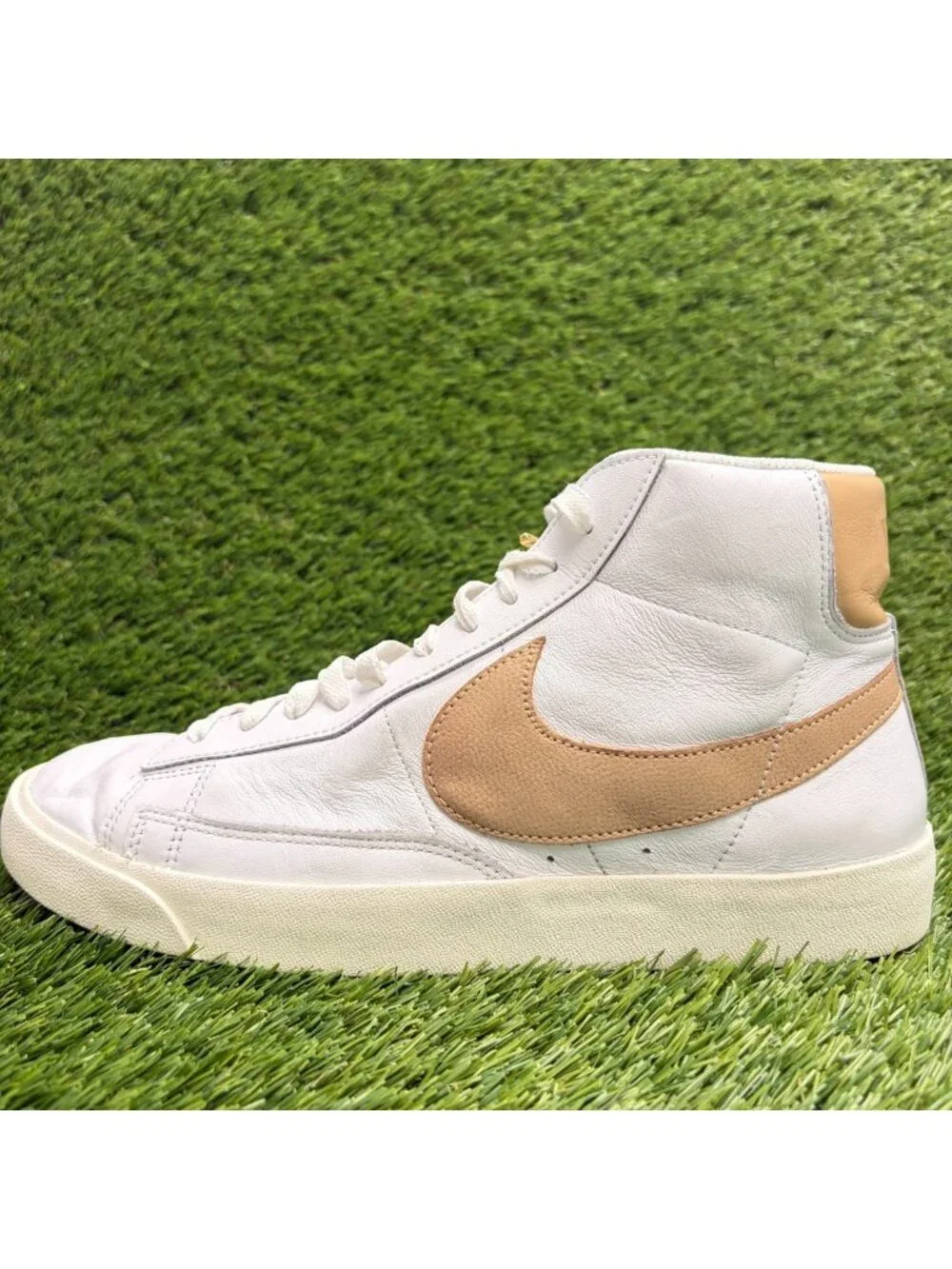 Nike please review